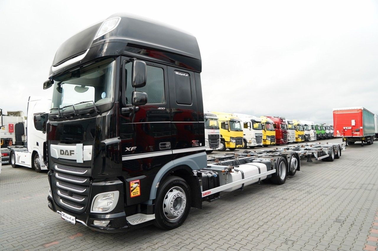 DAF XF 480 / BDF / 6X2 / ZESTAW TANDEM / SSC / I-PA - Transportjer kontejnerësh/ Kamion me karroceri të çmontueshme: foto 2 DAF XF 480 / BDF / 6X2 / ZESTAW TANDEM / SSC / I-PA - Transportjer kontejnerësh/ Kamion me karroceri të çmontueshme: foto 2