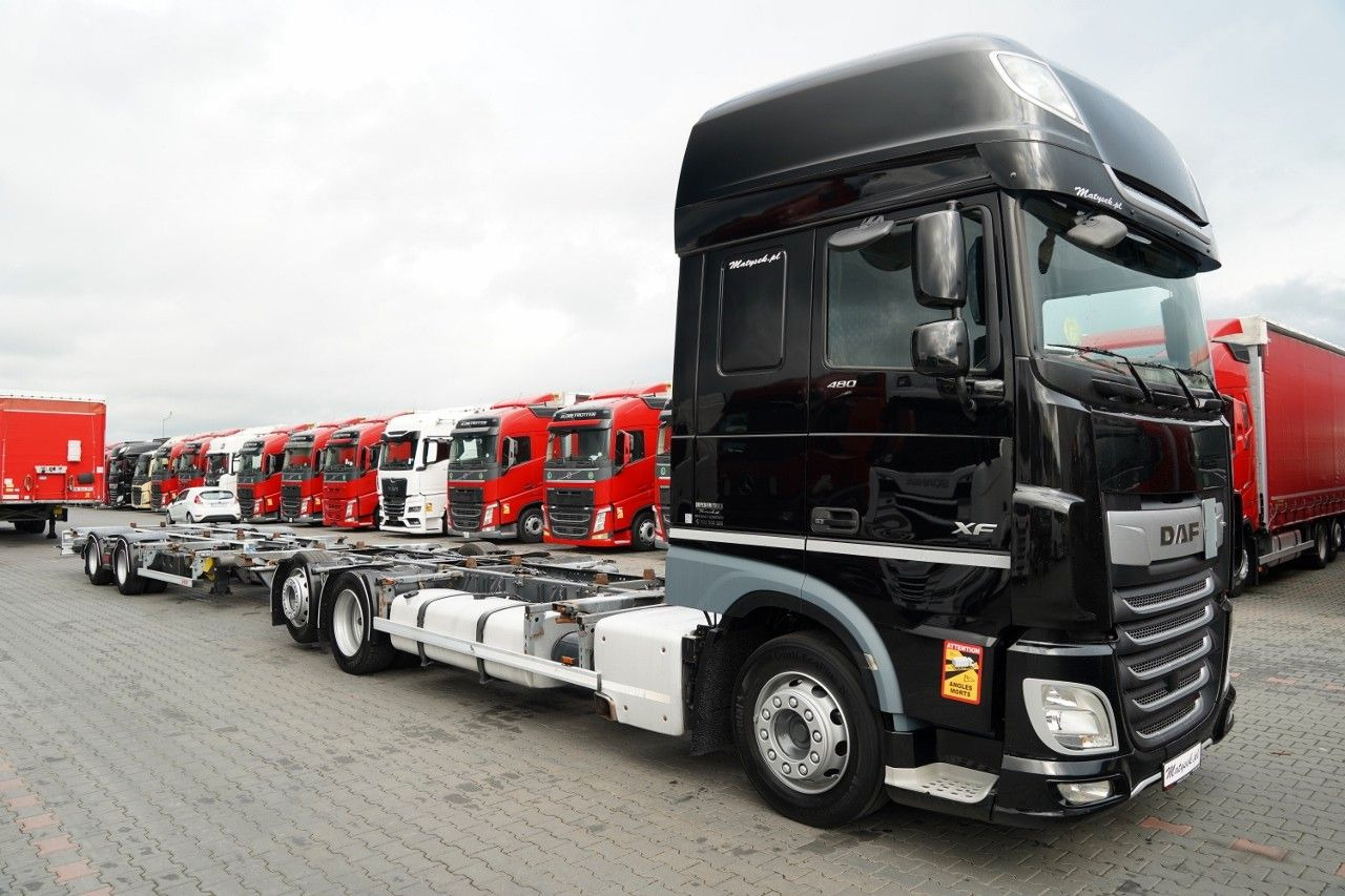 DAF XF 480 / BDF / 6X2 / ZESTAW TANDEM / SSC / I-PA - Transportjer kontejnerësh/ Kamion me karroceri të çmontueshme: foto 5 DAF XF 480 / BDF / 6X2 / ZESTAW TANDEM / SSC / I-PA - Transportjer kontejnerësh/ Kamion me karroceri të çmontueshme: foto 5