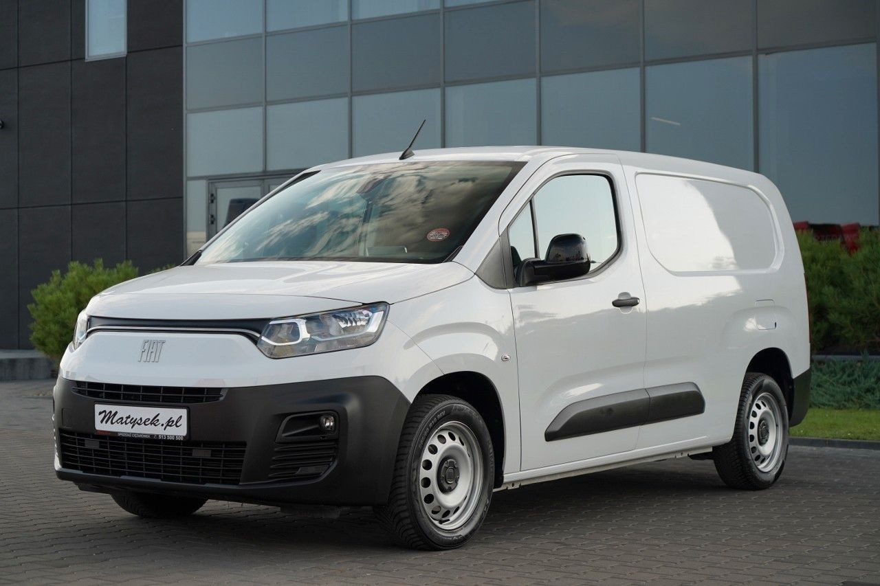 Fiat DOBLO / FURGON / BLASZAK / 2023 R / SPROWADZON - Furgon i vogël: foto 1 Fiat DOBLO / FURGON / BLASZAK / 2023 R / SPROWADZON - Furgon i vogël: foto 1