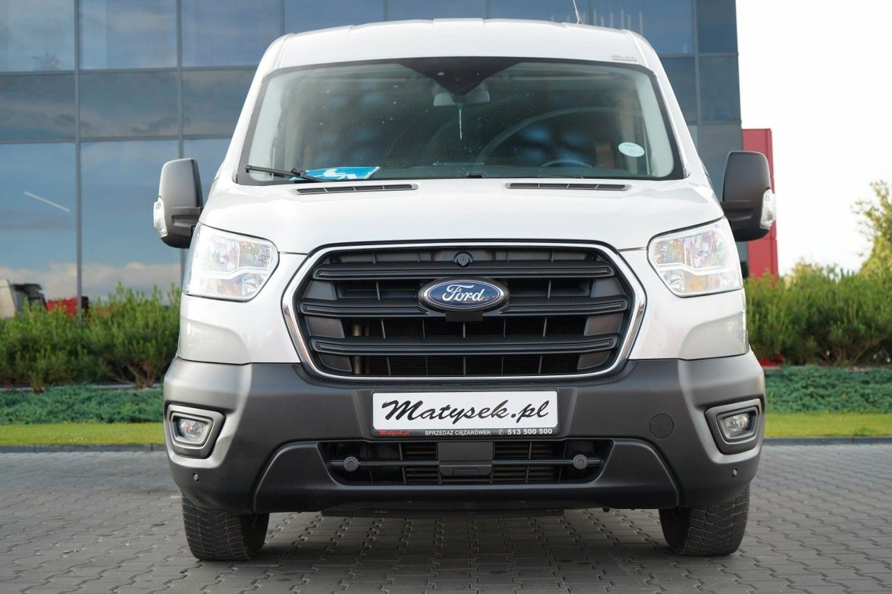 Ford TRANSIT / 6 miejsc + Najazd na wózek / Dla osób - Furgon pasagjerësh: foto 4 Ford TRANSIT / 6 miejsc + Najazd na wózek / Dla osób - Furgon pasagjerësh: foto 4