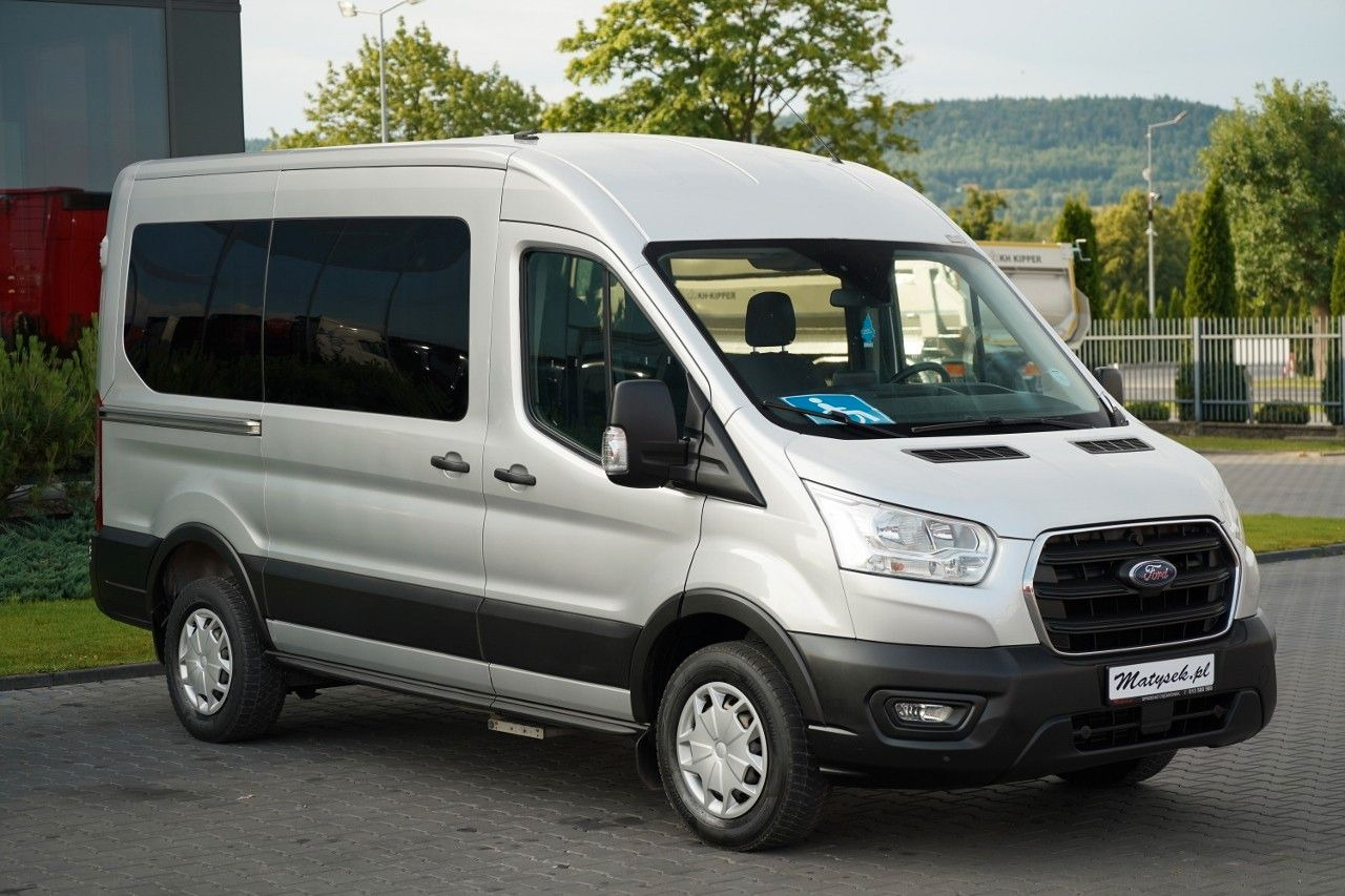 Ford TRANSIT / 6 miejsc + Najazd na wózek / Dla osób - Furgon pasagjerësh: foto 2 Ford TRANSIT / 6 miejsc + Najazd na wózek / Dla osób - Furgon pasagjerësh: foto 2