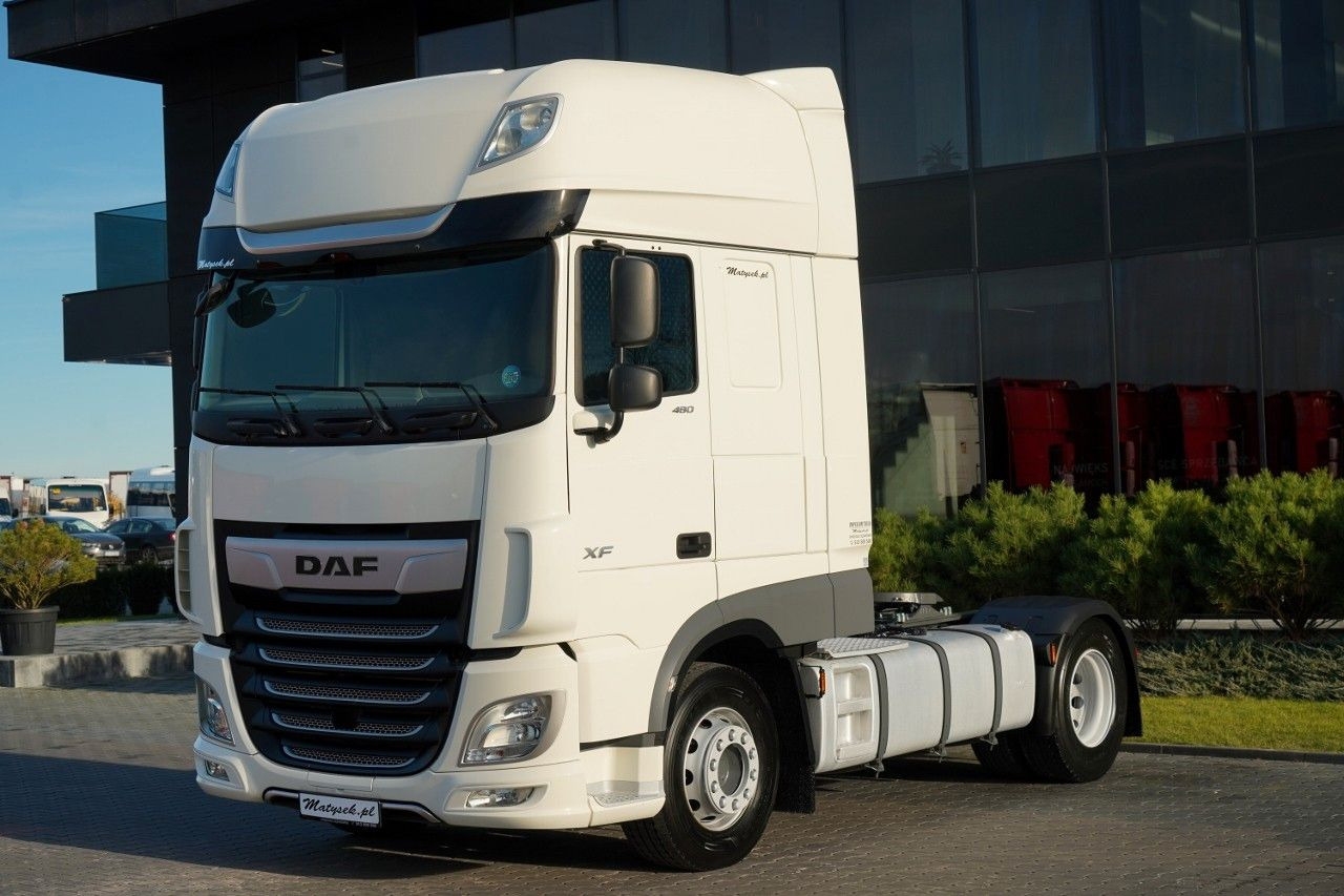 DAF XF 480 / SUPER SPACE CAB / 2021 - Gjysmë-kamion: foto 4 DAF XF 480 / SUPER SPACE CAB / 2021 - Gjysmë-kamion: foto 4