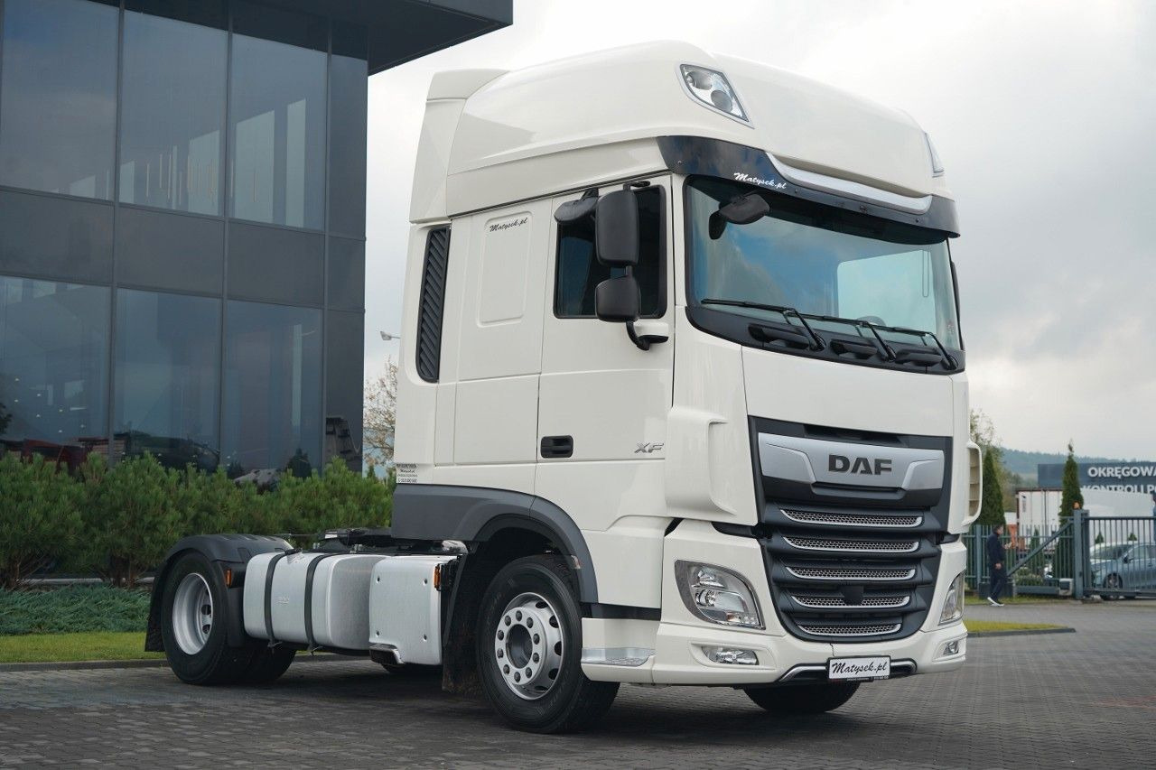 DAF XF 480 / SUPER SPACE CAB / OPONY 100% / 2021 RO - Gjysmë-kamion: foto 2 DAF XF 480 / SUPER SPACE CAB / OPONY 100% / 2021 RO - Gjysmë-kamion: foto 2