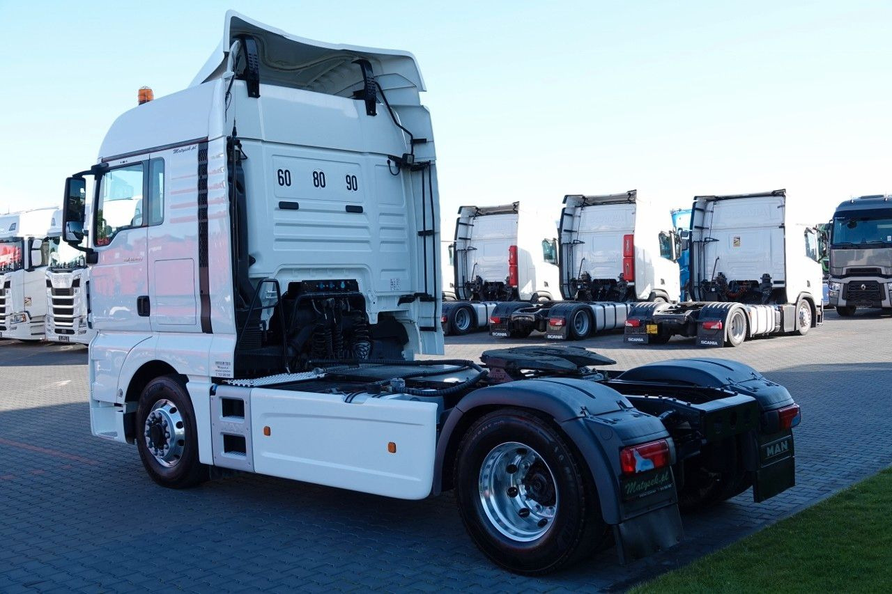 MAN TGX 18.480 / 4x4 / HYDRAULIKA / HYDRODRIVE / EUR MAN TGX 18.480 / 4x4 / HYDRAULIKA / HYDRODRIVE / EUR - Gjysmë-kamion: foto 4 MAN TGX 18.480 / 4x4 / HYDRAULIKA / HYDRODRIVE / EUR MAN TGX 18.480 / 4x4 / HYDRAULIKA / HYDRODRIVE / EUR - Gjysmë-kamion: foto 4