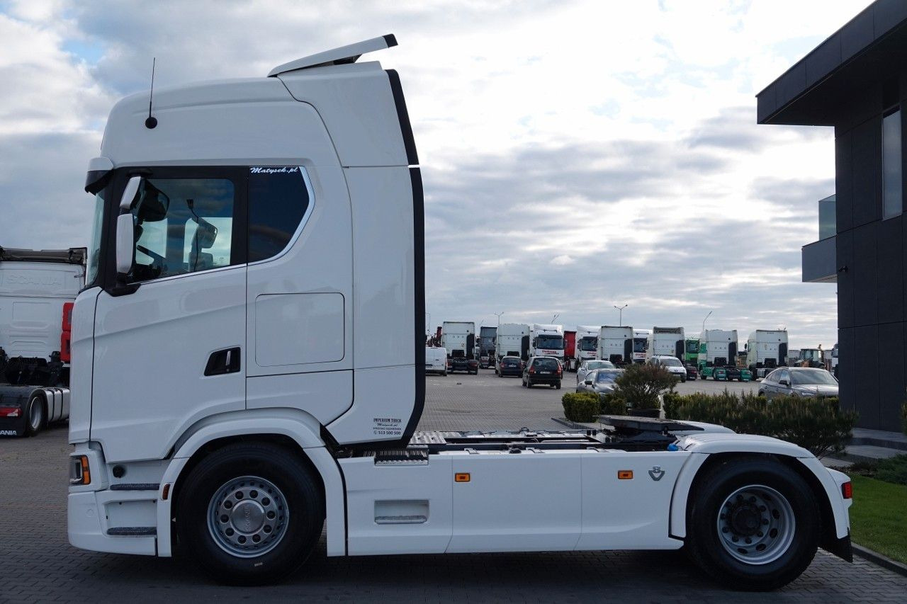 Scania S 520 / V8 / RETARDER / SKÓRY / PO KONTRAKCI - Gjysmë-kamion: foto 3 Scania S 520 / V8 / RETARDER / SKÓRY / PO KONTRAKCI - Gjysmë-kamion: foto 3