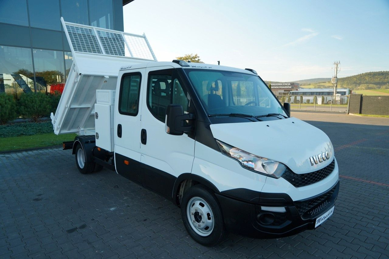 Iveco DAILY 35-150 / BRYGADOWKA / WYWROTKA 2.4 M / BL - Kamioncine vetëshkarkuese, Kamioncine dopio kabinë: foto 4 Iveco DAILY 35-150 / BRYGADOWKA / WYWROTKA 2.4 M / BL - Kamioncine vetëshkarkuese, Kamioncine dopio kabinë: foto 4