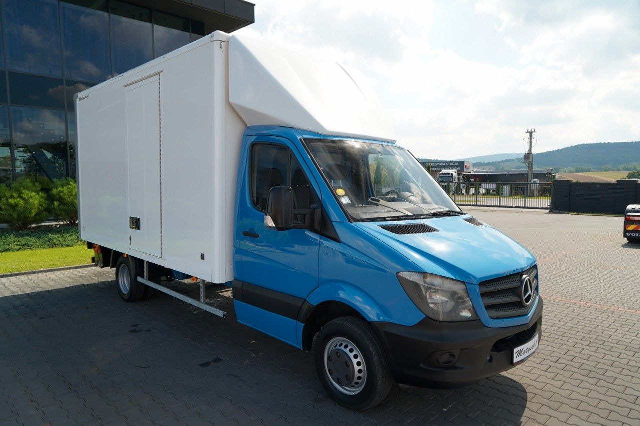 Iveco SPRINTER / KONTENER / BLIŹNIAK / WINDA DHOLLANDI - Furgon frigorifer: foto 2 Iveco SPRINTER / KONTENER / BLIŹNIAK / WINDA DHOLLANDI - Furgon frigorifer: foto 2