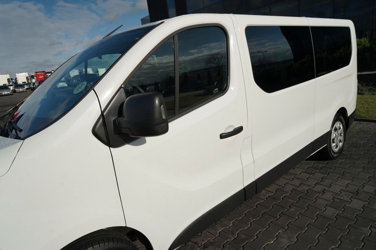 Furgon pasagjerësh Renault TRAFIC III / BUS / 9 MIEJSC / 90 TYS KM / PIERWS: foto 11