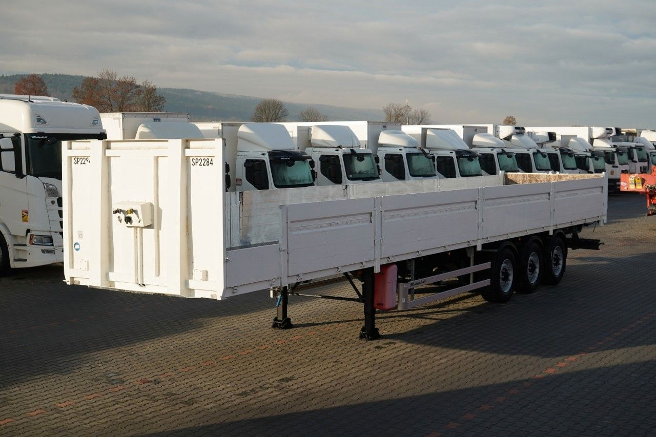 SAMRO NACZEPA / BURTOWA / RYFLOWANA PODŁOGA - Rimorkio për makineri ndërtimi: foto 1 SAMRO NACZEPA / BURTOWA / RYFLOWANA PODŁOGA - Rimorkio për makineri ndërtimi: foto 1