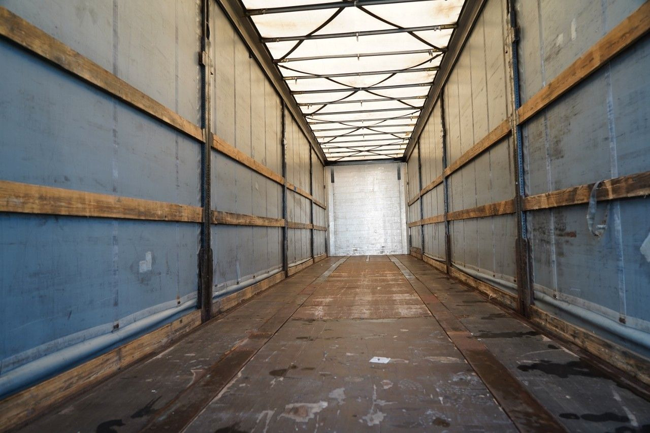 Gjysmë rimorkio me tendë Schmitz Cargobull FIRANKA / MEGA / OSIE SAF /: foto 12 Gjysmë rimorkio me tendë Schmitz Cargobull FIRANKA / MEGA / OSIE SAF /: foto 12