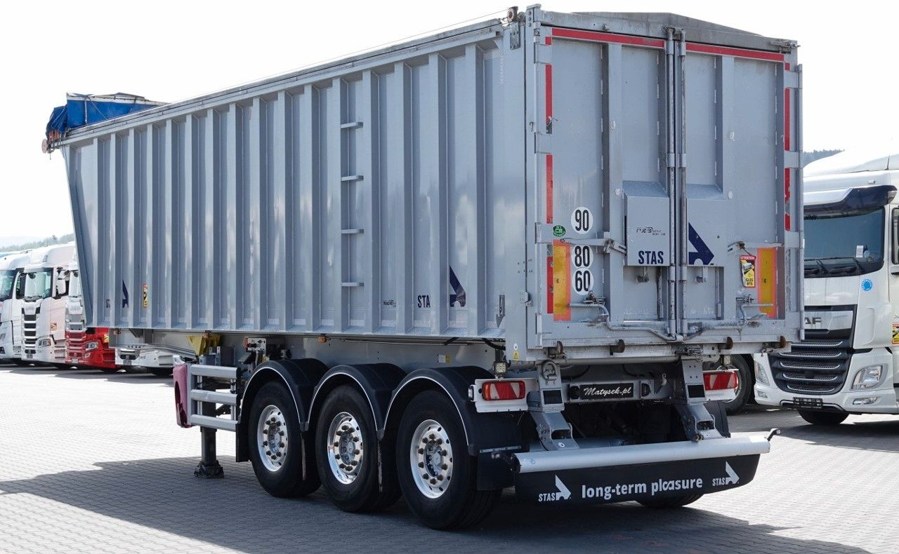 Stas WYWROTKA 43 m3 / ALUMINIOWA / OŚ PODNOSZONA / - Gjysmë rimorkio vetëshkarkuese: foto 3 Stas WYWROTKA 43 m3 / ALUMINIOWA / OŚ PODNOSZONA / - Gjysmë rimorkio vetëshkarkuese: foto 3