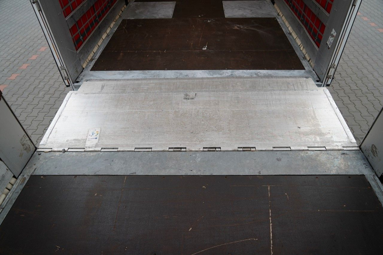 Kamion me tendë Volvo FH 460 / I-SAVE / ZESTAW TANDEM 120 M3 / PRZEJAZ: foto 9 Kamion me tendë Volvo FH 460 / I-SAVE / ZESTAW TANDEM 120 M3 / PRZEJAZ: foto 9