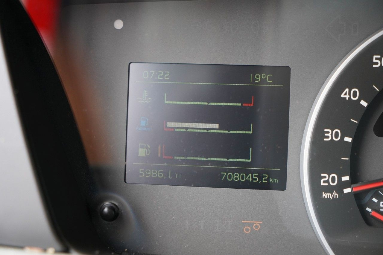 Kamion me tendë Volvo FH 460 / I-SAVE / ZESTAW TANDEM 120 M3 / PRZEJAZ: foto 19 Kamion me tendë Volvo FH 460 / I-SAVE / ZESTAW TANDEM 120 M3 / PRZEJAZ: foto 19