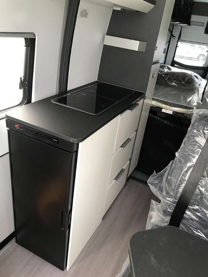 ADRIA Twin Sport 640 SG - Furgon kampingu: foto 4 ADRIA Twin Sport 640 SG - Furgon kampingu: foto 4