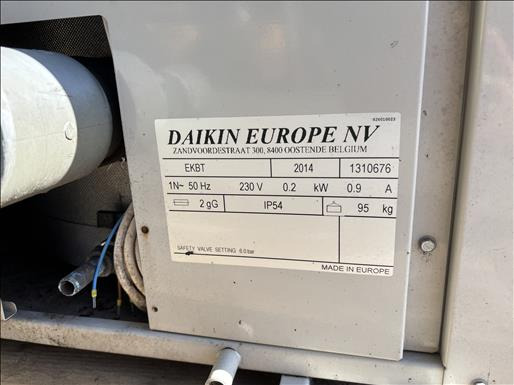 Daikin EWAQ040BAWHBH Water chiller - Makineri ushqimore: foto 5 Daikin EWAQ040BAWHBH Water chiller - Makineri ushqimore: foto 5