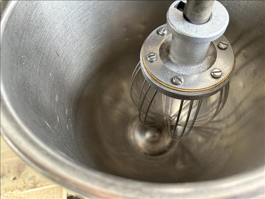 Hobart HSM10 Planetary mixer - Makineri ushqimore: foto 4 Hobart HSM10 Planetary mixer - Makineri ushqimore: foto 4