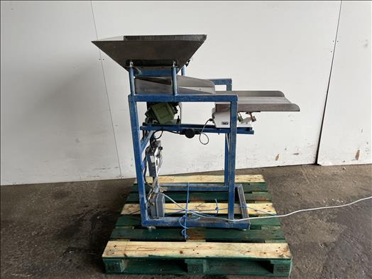 NNP Vibratory conveyor - Konvejer: foto 1 NNP Vibratory conveyor - Konvejer: foto 1