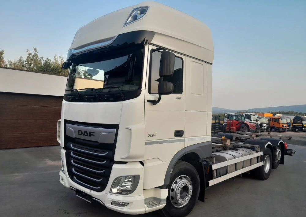 DAF XF 106 450 / BDF RETARDER - Kamion kabinë-shasi: foto 1 DAF XF 106 450 / BDF RETARDER - Kamion kabinë-shasi: foto 1