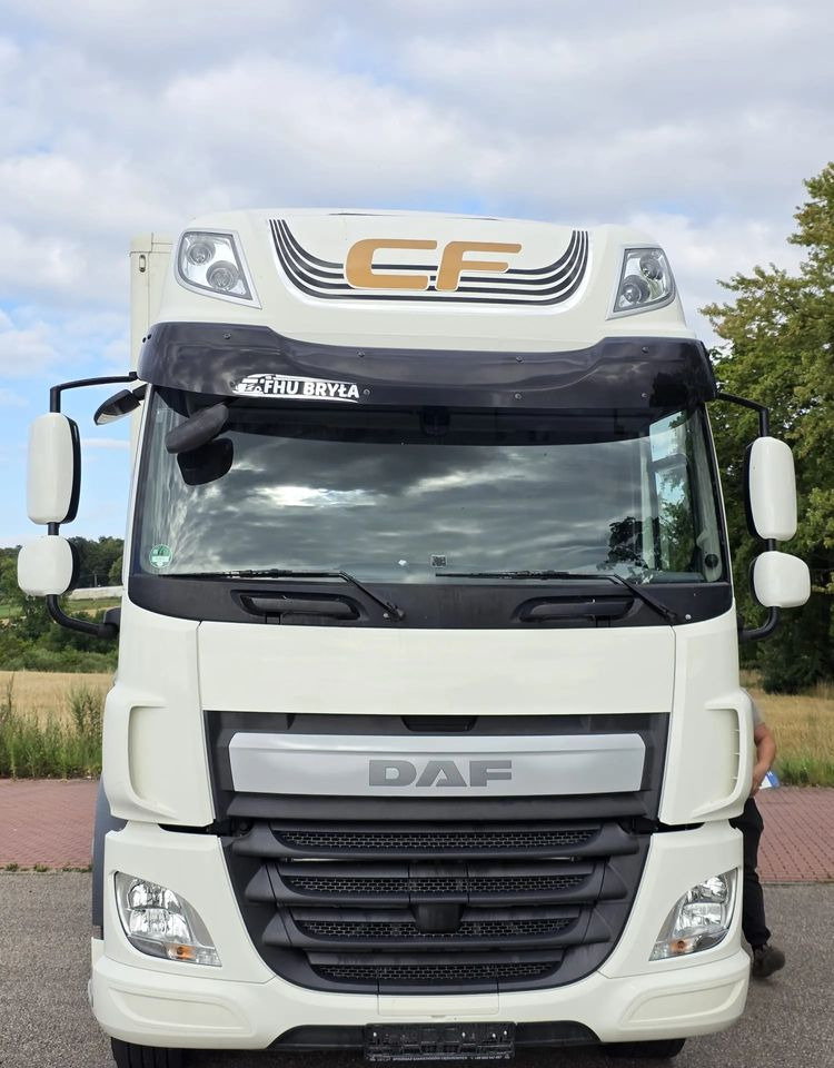 DAF CF 330/10.2017/KONTENER MEBLOWY/IZOTERMA/WINDA/18 PALET/E6/NISKI PRZEBIEG/Z NIEMIEC/JAK NOWY/DUŻY SILNIK 10 837cm3// - Kamion vagonetë: foto 4 DAF CF 330/10.2017/KONTENER MEBLOWY/IZOTERMA/WINDA/18 PALET/E6/NISKI PRZEBIEG/Z NIEMIEC/JAK NOWY/DUŻY SILNIK 10 837cm3// - Kamion vagonetë: foto 4