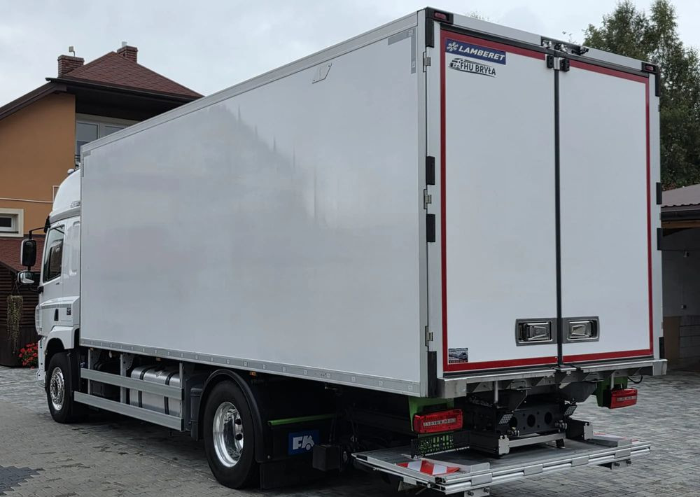 DAF CF 410 / E6 / ACC / CHŁODNIA + WINDA/ 16 PALET / MULTITEMPERATURA / 2021ROK / RETARDER / SPROWADZONY / JAK NOWA - Kamion frigorifer: foto 3 DAF CF 410 / E6 / ACC / CHŁODNIA + WINDA/ 16 PALET / MULTITEMPERATURA / 2021ROK / RETARDER / SPROWADZONY / JAK NOWA - Kamion frigorifer: foto 3