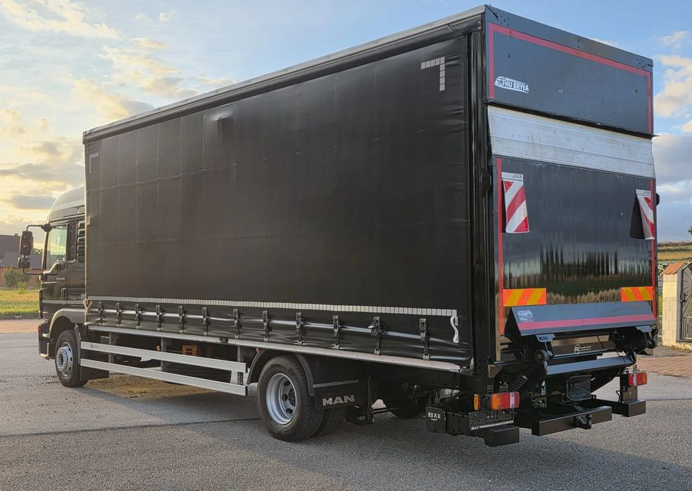 MAN TGM 15.290 / FIRANKA / 2019R / SPROWADZONY/ 7500 ŁADOWNOŚĆ / 18 PALET / E6 / JAK NOWY / WINDA / - Kamion me tendë: foto 5 MAN TGM 15.290 / FIRANKA / 2019R / SPROWADZONY/ 7500 ŁADOWNOŚĆ / 18 PALET / E6 / JAK NOWY / WINDA / - Kamion me tendë: foto 5