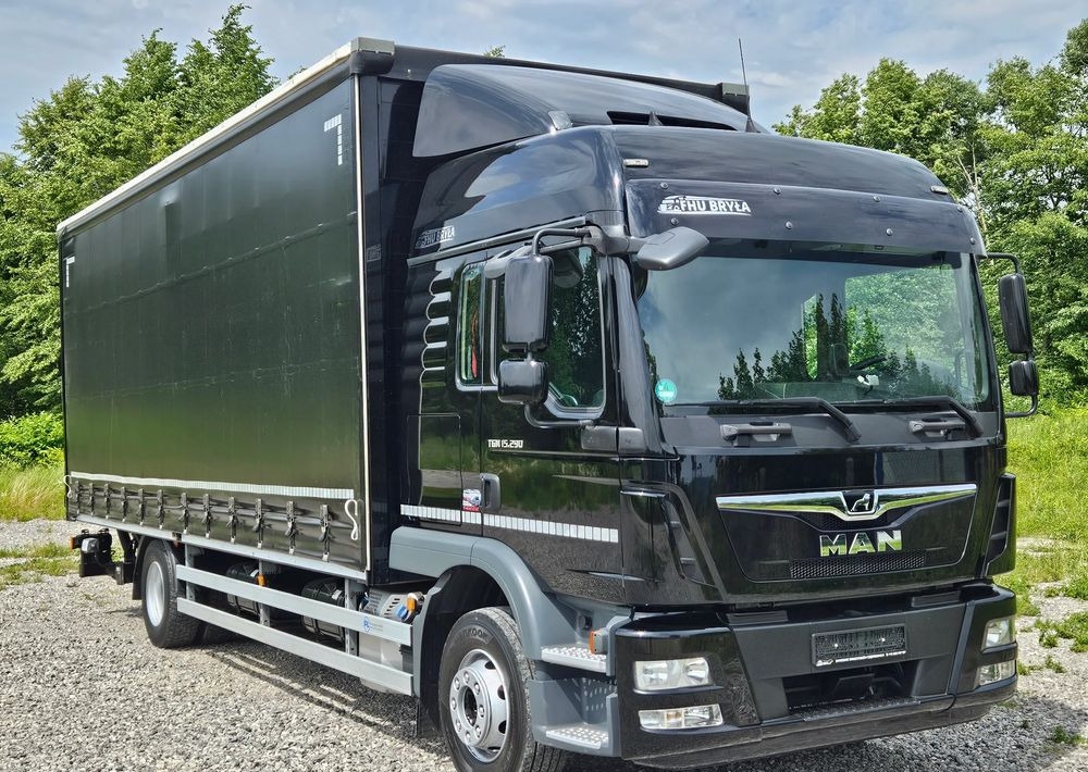 MAN TGM 15.290 / FIRANKA / 2019R / SPROWADZONY/ 7500 ŁADOWNOŚĆ / 18 PALET / E6 / JAK NOWY / WINDA / - Kamion me tendë: foto 2 MAN TGM 15.290 / FIRANKA / 2019R / SPROWADZONY/ 7500 ŁADOWNOŚĆ / 18 PALET / E6 / JAK NOWY / WINDA / - Kamion me tendë: foto 2