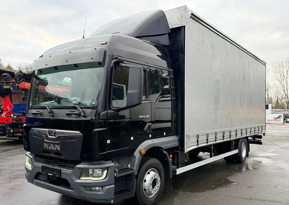 MAN TGM 15.290 / NOWY MODEL / E6 / 18PALET / 7720 ŁADOWNOŚĆ / SERWISOWANY / NOWY TACHOGRAF / NISKI PRZEBIEG / WINDA / FIRANKA / SPROWADZONY / 2022 / NISKI PRZEBIEG /PIERWSZY WŁAŚCICIEL/ - Kamion me tendë: foto 2 MAN TGM 15.290 / NOWY MODEL / E6 / 18PALET / 7720 ŁADOWNOŚĆ / SERWISOWANY / NOWY TACHOGRAF / NISKI PRZEBIEG / WINDA / FIRANKA / SPROWADZONY / 2022 / NISKI PRZEBIEG /PIERWSZY WŁAŚCICIEL/ - Kamion me tendë: foto 2