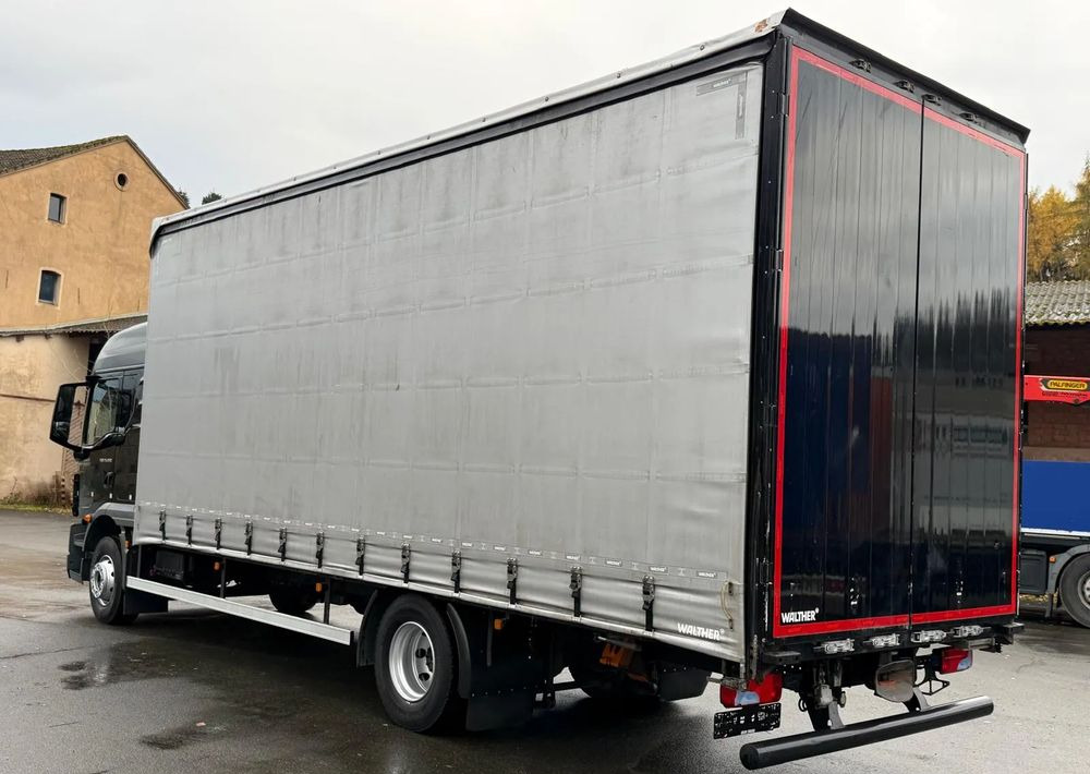 MAN TGM 15.290 / NOWY MODEL / E6 / 18PALET / 7720 ŁADOWNOŚĆ / SERWISOWANY / NOWY TACHOGRAF / NISKI PRZEBIEG / WINDA / FIRANKA / SPROWADZONY / 2022 / NISKI PRZEBIEG /PIERWSZY WŁAŚCICIEL/ - Kamion me tendë: foto 5 MAN TGM 15.290 / NOWY MODEL / E6 / 18PALET / 7720 ŁADOWNOŚĆ / SERWISOWANY / NOWY TACHOGRAF / NISKI PRZEBIEG / WINDA / FIRANKA / SPROWADZONY / 2022 / NISKI PRZEBIEG /PIERWSZY WŁAŚCICIEL/ - Kamion me tendë: foto 5