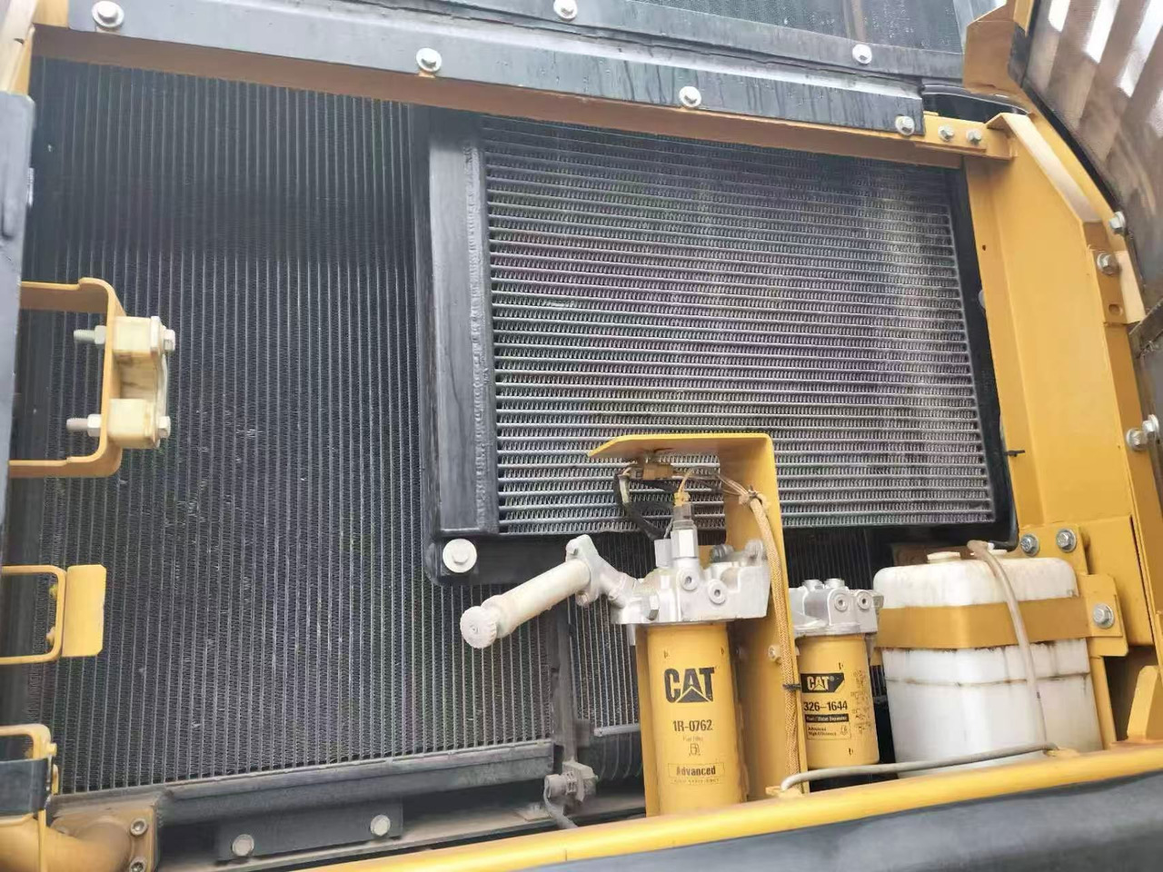 CATERPILLAR 336DL - Ekskavator me zinxhirë: foto 2 CATERPILLAR 336DL - Ekskavator me zinxhirë: foto 2