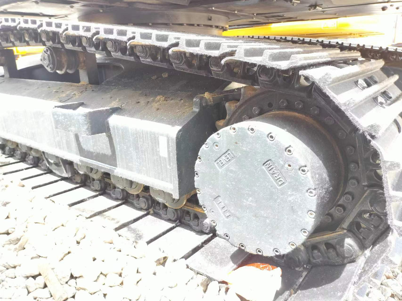 Doosan DX 300 Korea imports doosan DX300 - Ekskavator me zinxhirë: foto 4 Doosan DX 300 Korea imports doosan DX300 - Ekskavator me zinxhirë: foto 4