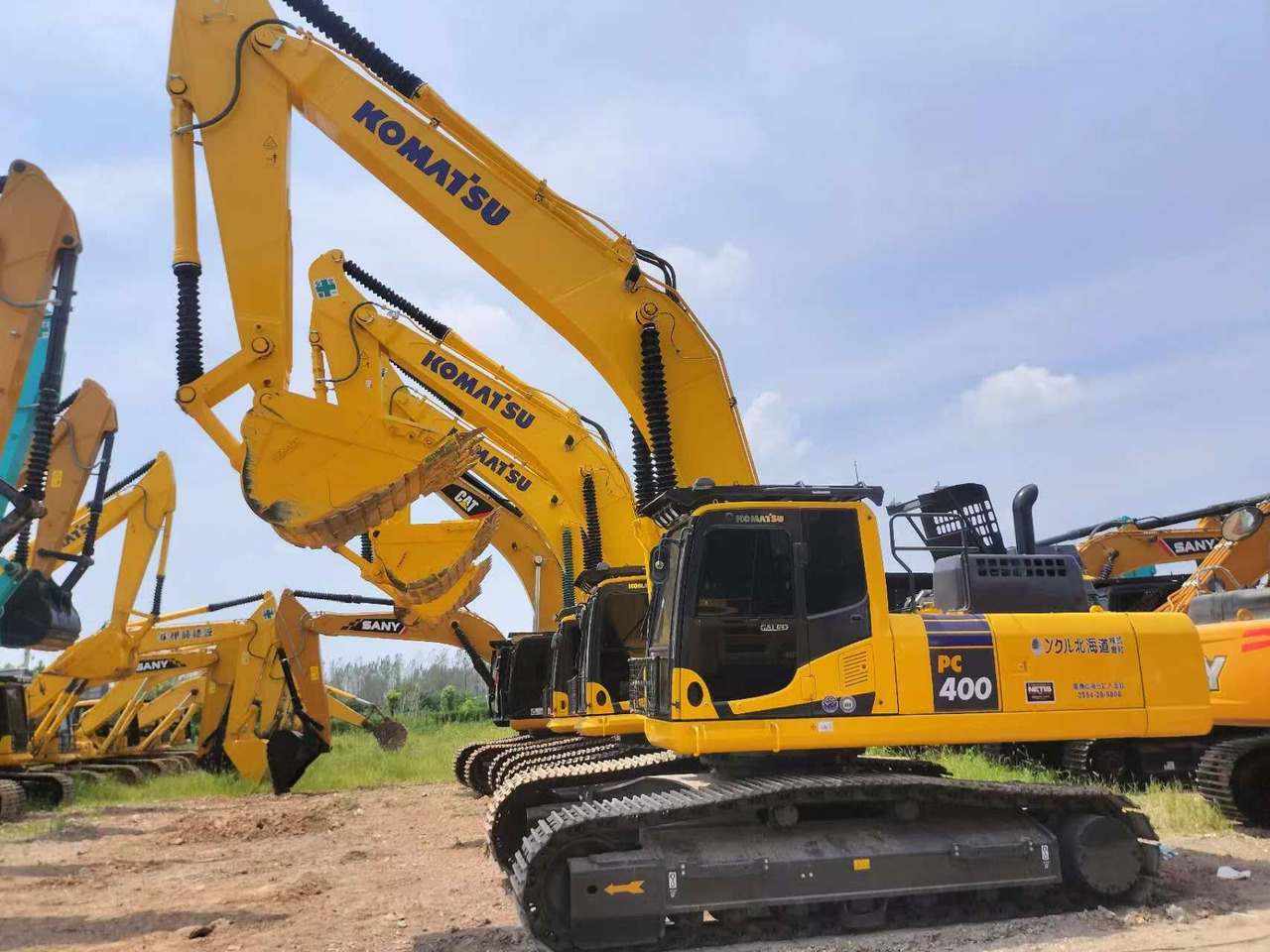 KOMATSU PC400-8 - Ekskavator me zinxhirë: foto 1 KOMATSU PC400-8 - Ekskavator me zinxhirë: foto 1