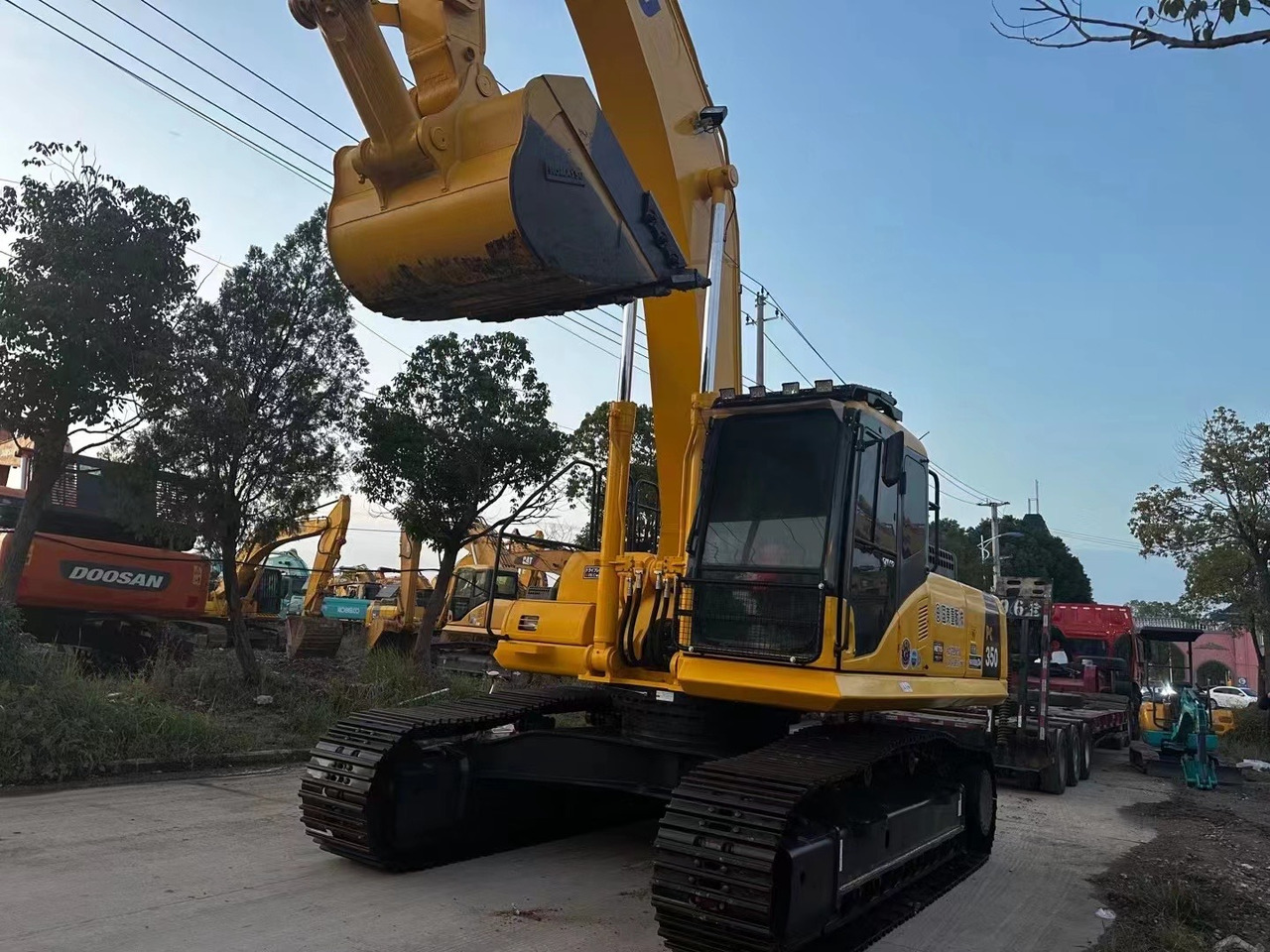 Komatsu PC 350-7 PC350 - Ekskavator me zinxhirë: foto 2 Komatsu PC 350-7 PC350 - Ekskavator me zinxhirë: foto 2