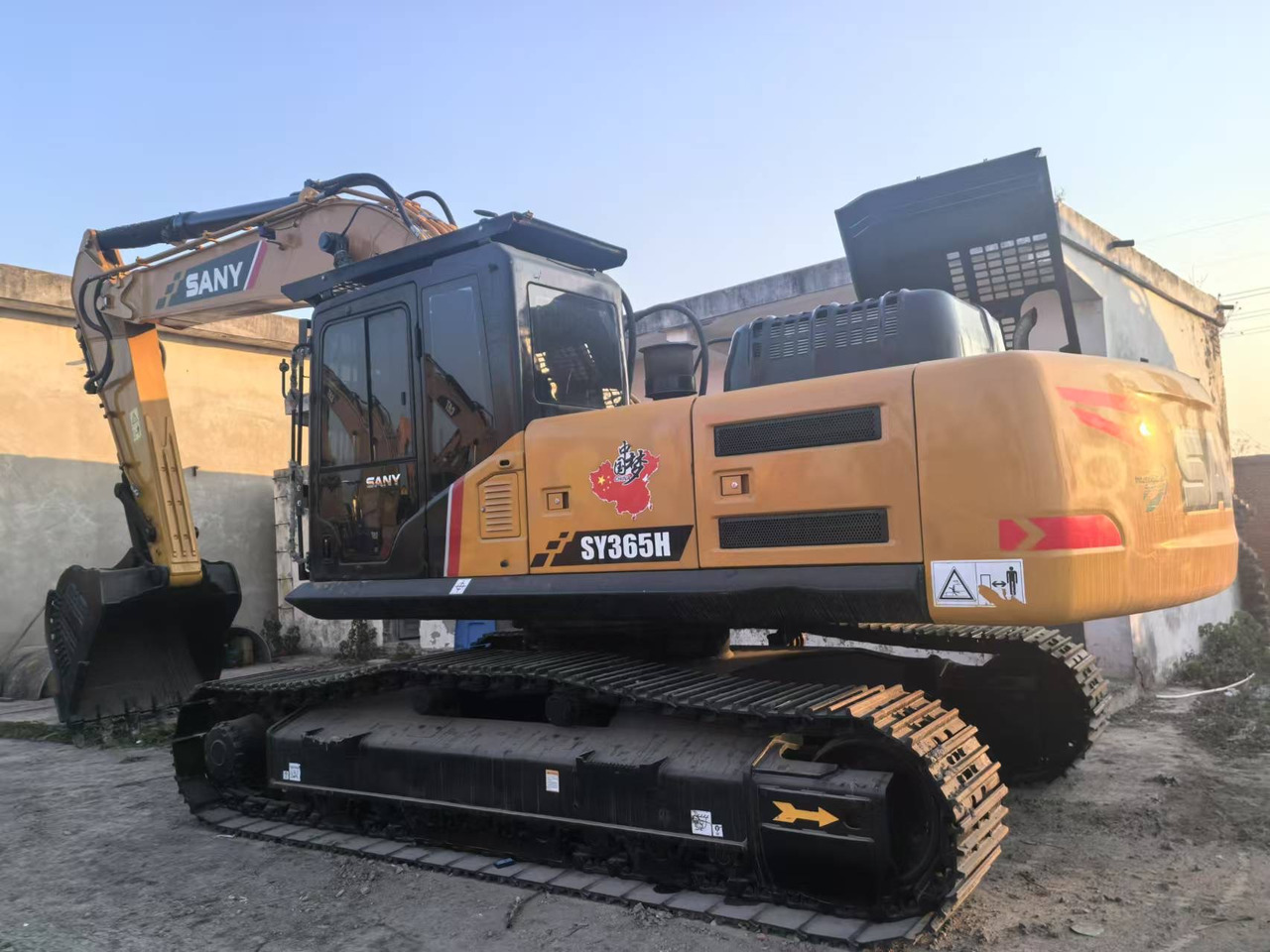 Sany SY 365 H SY365 - Ekskavator me zinxhirë: foto 2 Sany SY 365 H SY365 - Ekskavator me zinxhirë: foto 2