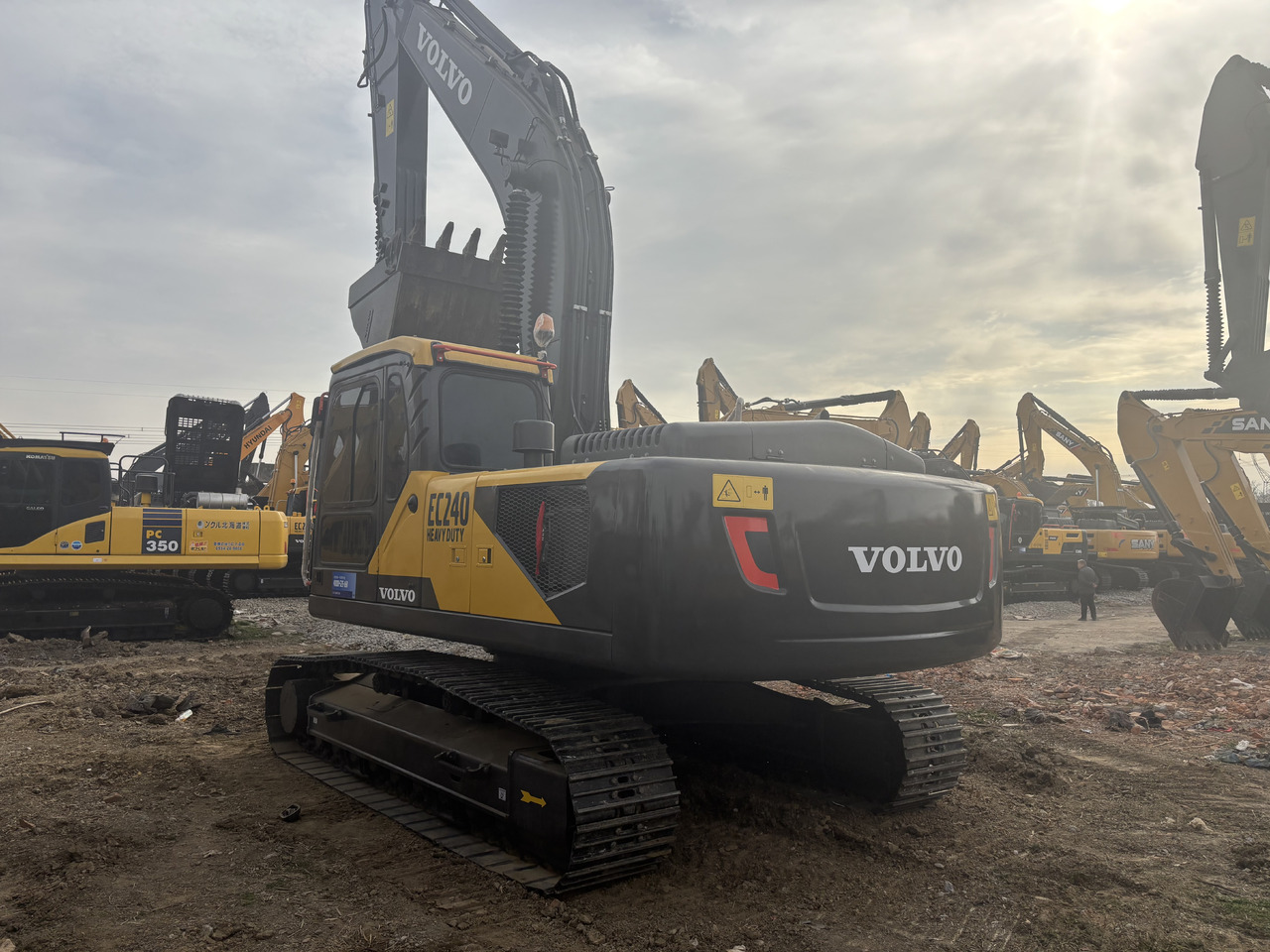 Volvo EC 240 - Ekskavator me zinxhirë: foto 4 Volvo EC 240 - Ekskavator me zinxhirë: foto 4
