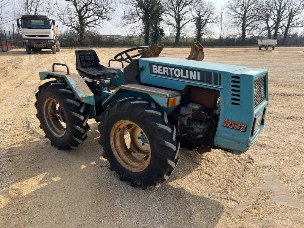 Bertolini 2033 - Traktor: foto 2 Bertolini 2033 - Traktor: foto 2