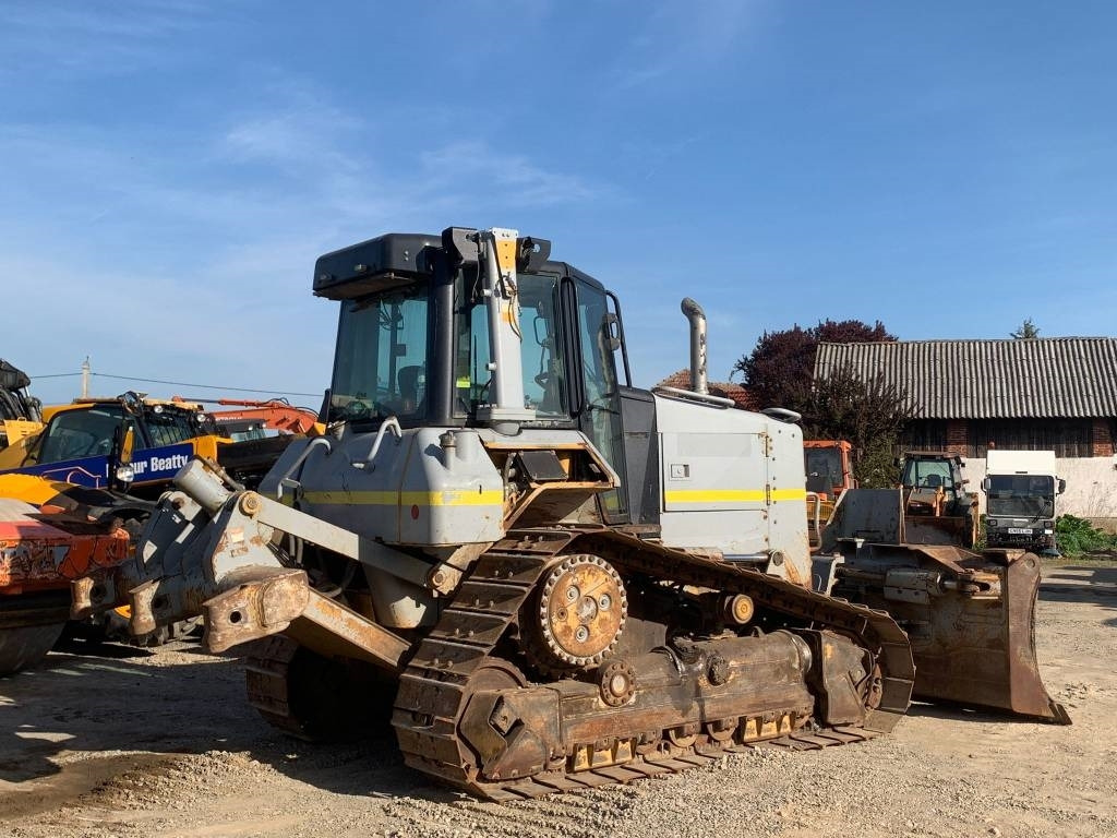 CAT D 6 N - Buldozer: foto 4 CAT D 6 N - Buldozer: foto 4