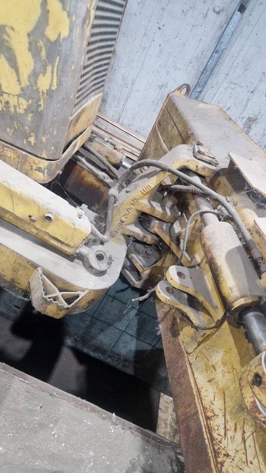 Lizingu i CAT D5 FOR PARTS  CAT D5 FOR PARTS: foto 11