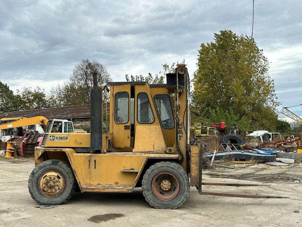 CAT V 180 B - Pirun më naftë: foto 5 CAT V 180 B - Pirun më naftë: foto 5