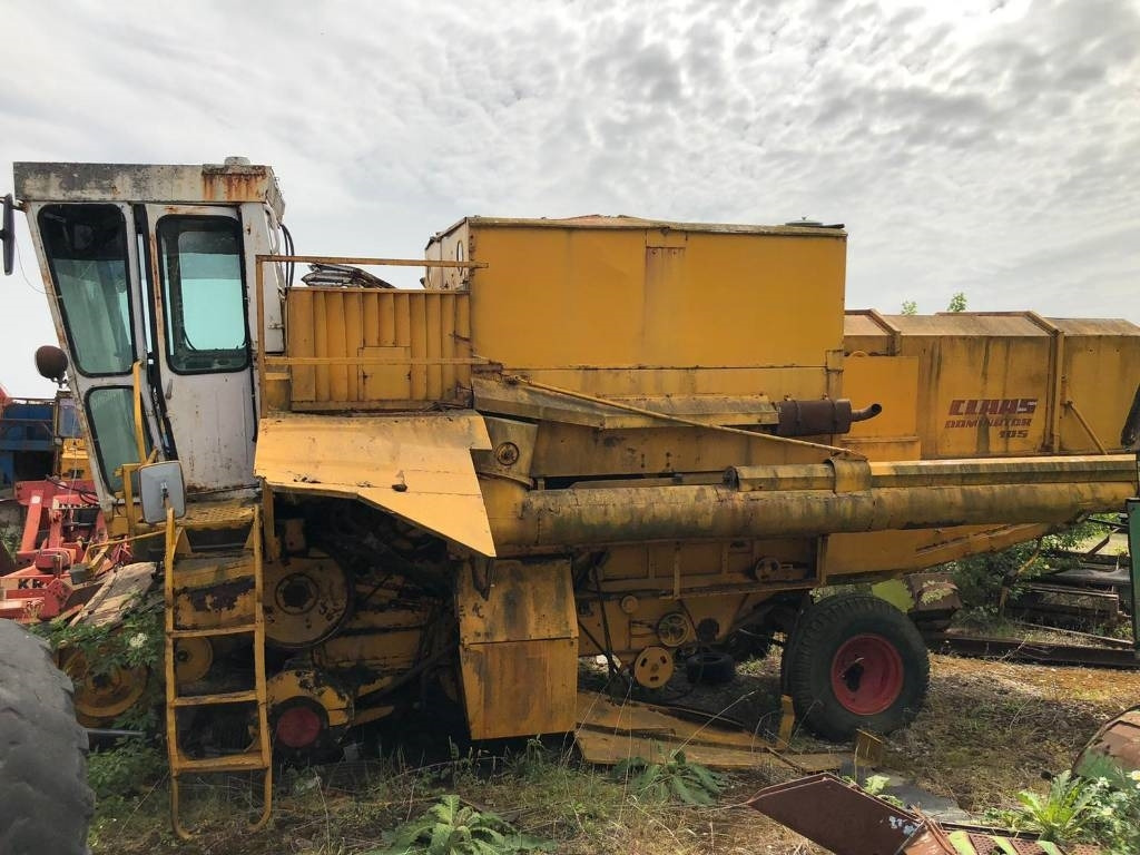 Claas Dominator FOR PARTS - Autokombajnë: foto 1 Claas Dominator FOR PARTS - Autokombajnë: foto 1