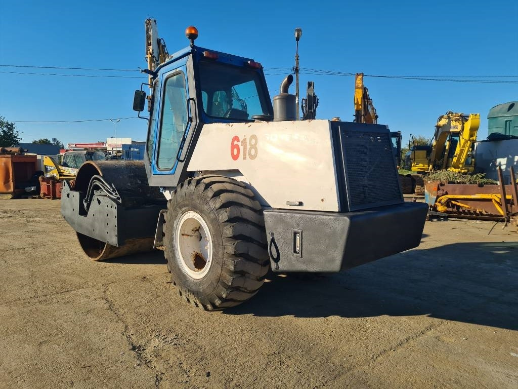 Compactor MV 618 DT - Ngjeshës: foto 2 Compactor MV 618 DT - Ngjeshës: foto 2