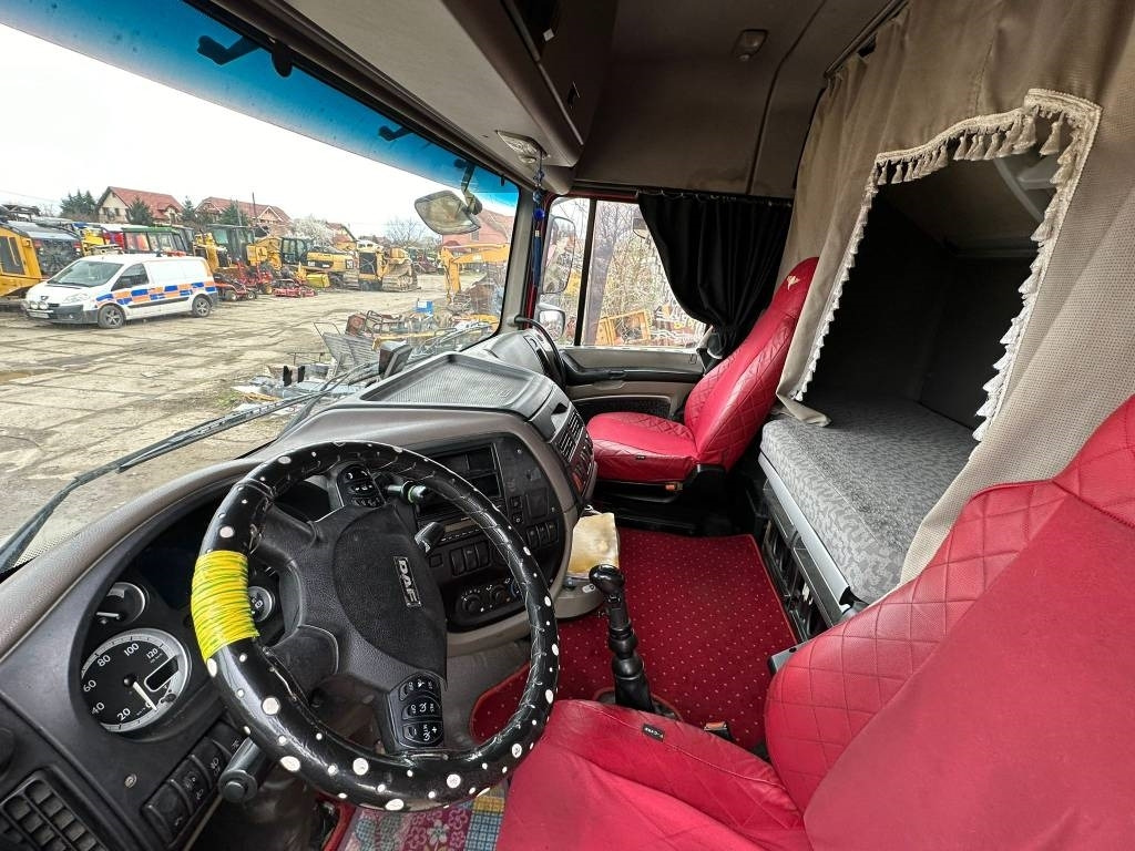 DAF XF105.410 - Gjysmë-kamion: foto 5 DAF XF105.410 - Gjysmë-kamion: foto 5