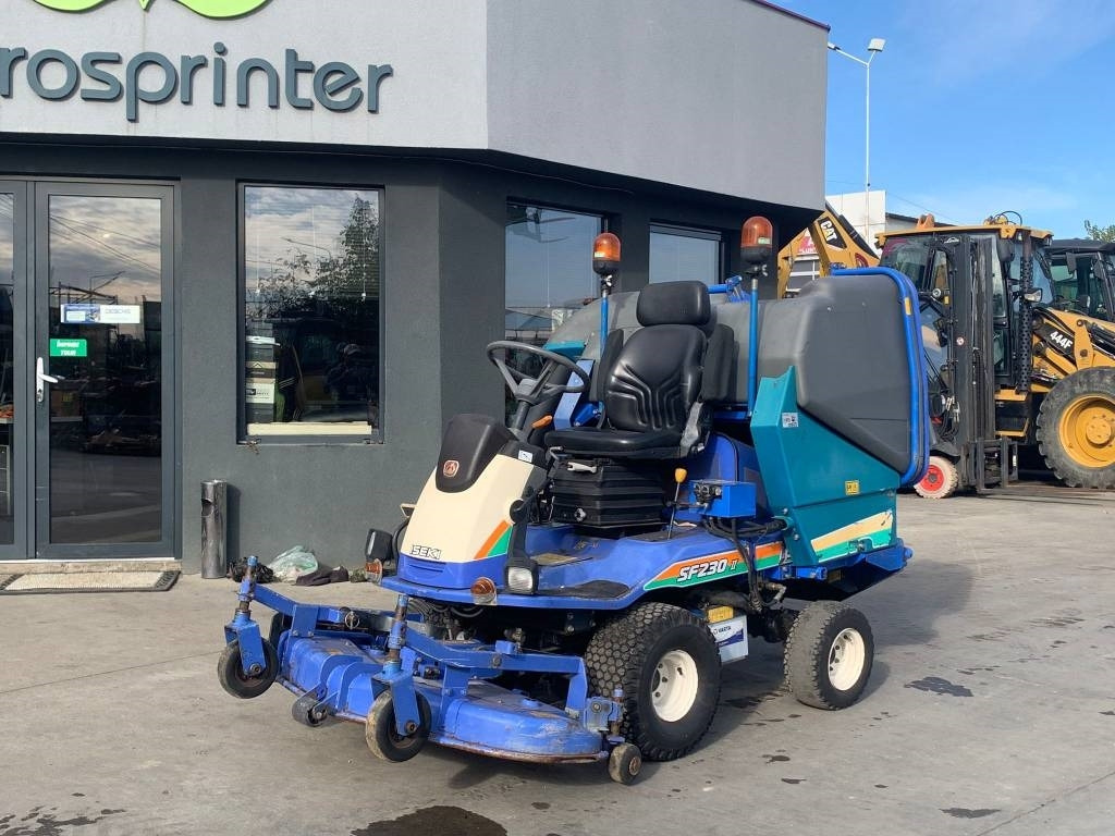 Iseki SF 230 FH - Korrëse bari i kopshtit: foto 1 Iseki SF 230 FH - Korrëse bari i kopshtit: foto 1