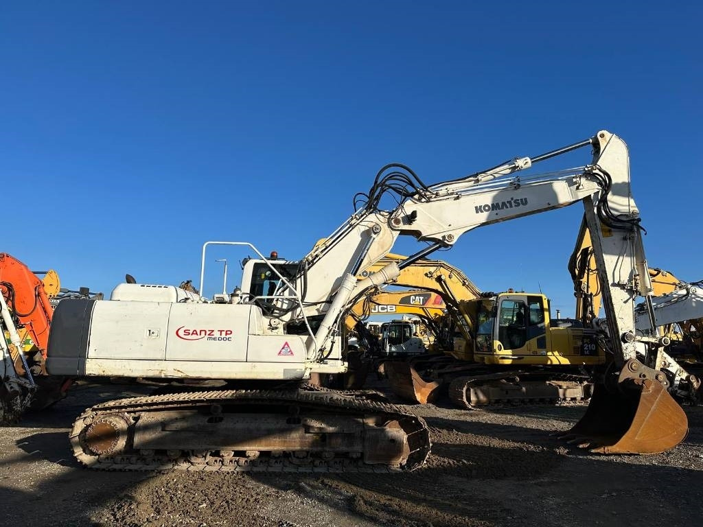 Komatsu PC 240 NLC-8 - Ekskavator me zinxhirë: foto 4 Komatsu PC 240 NLC-8 - Ekskavator me zinxhirë: foto 4