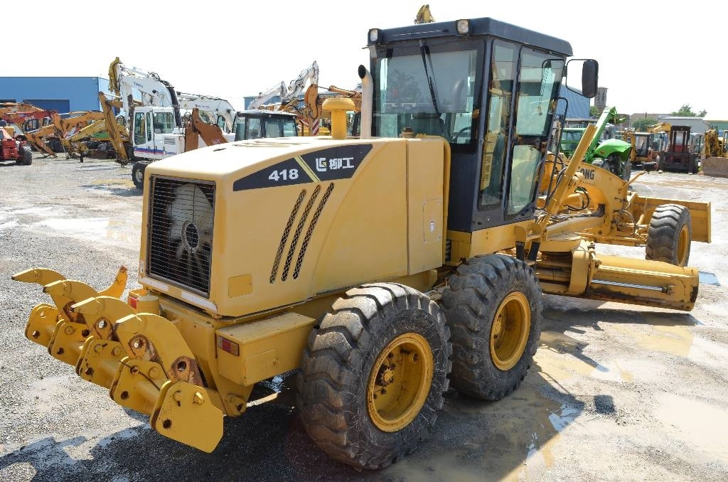 Liugong CLG 418 - Makinë niveluese: foto 4 Liugong CLG 418 - Makinë niveluese: foto 4