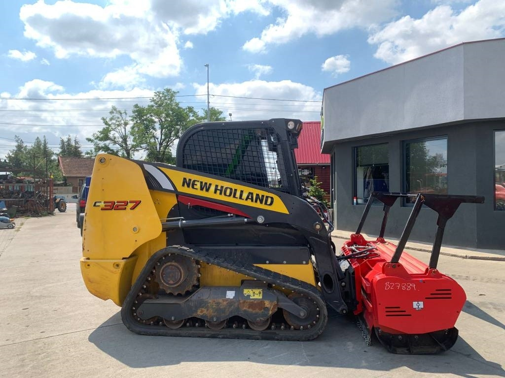 New Holland C327 - Mini fadrom: foto 5 New Holland C327 - Mini fadrom: foto 5