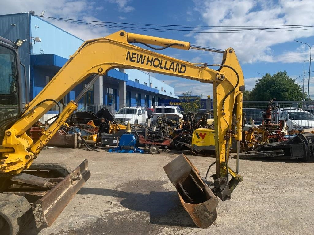 New Holland EH 45 - Miniekskavator: foto 5 New Holland EH 45 - Miniekskavator: foto 5