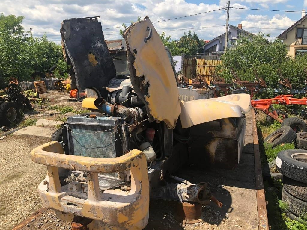 New Holland LM 430 FOR PARTS - Ekskavator teleskopik: foto 4 New Holland LM 430 FOR PARTS - Ekskavator teleskopik: foto 4