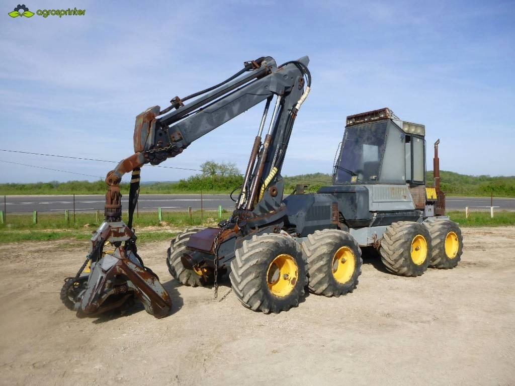 Ponsse HS 10 Harvester - Korrëse pylltarie: foto 1 Ponsse HS 10 Harvester - Korrëse pylltarie: foto 1