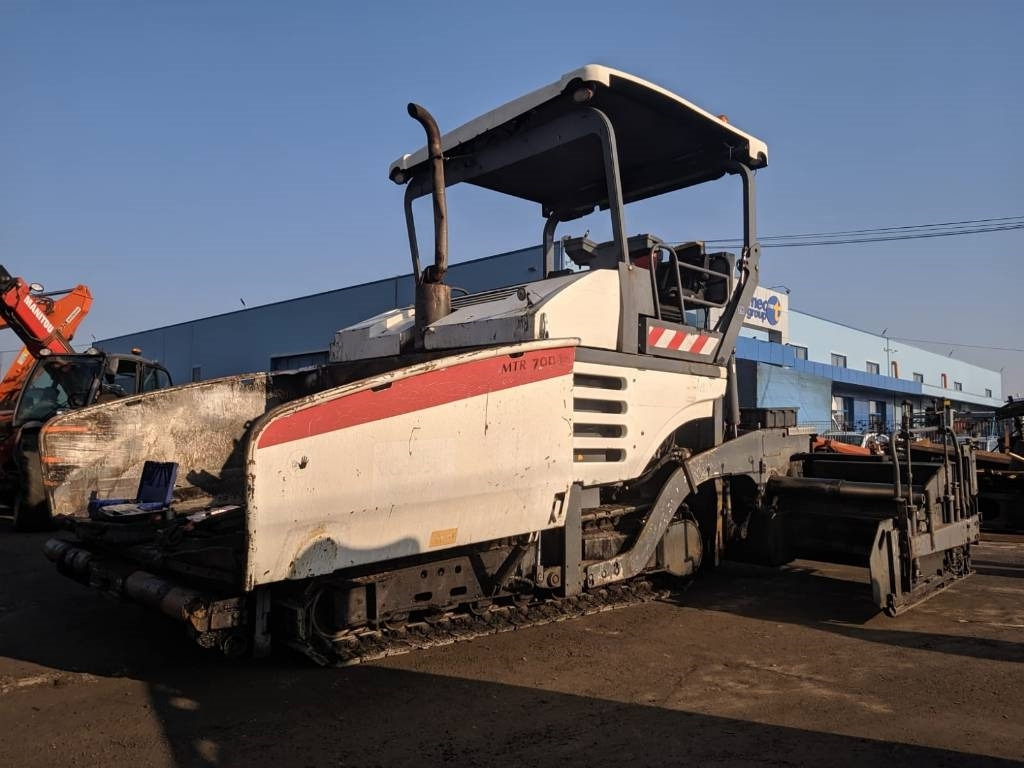 Vögele Super 1800-2 - Shtrues asfalti: foto 2 Vögele Super 1800-2 - Shtrues asfalti: foto 2