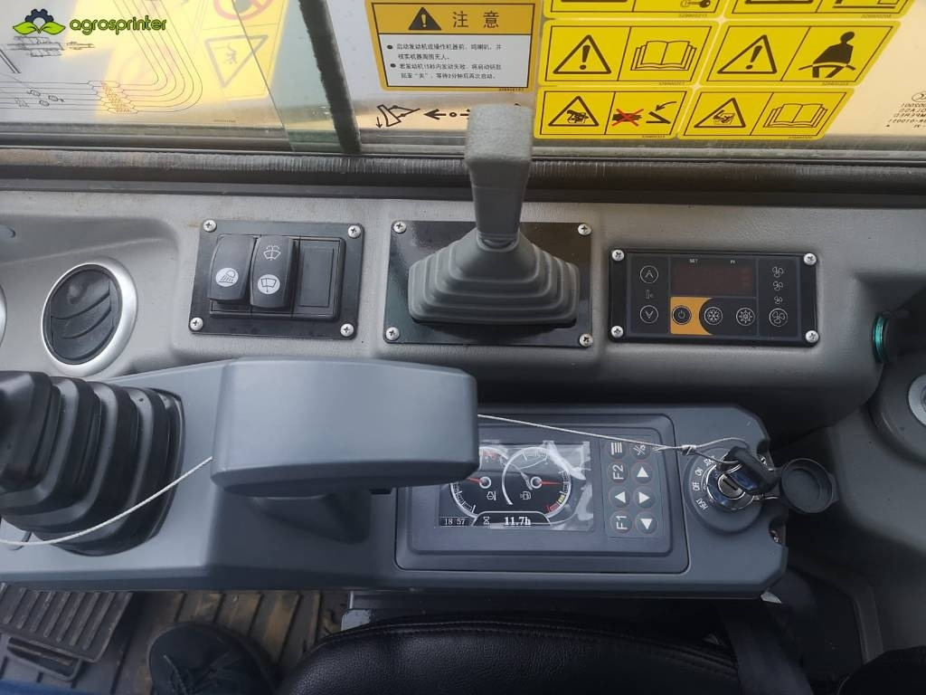 Lizingu i XCMG XE 35 U XCMG XE 35 U: foto 8 Lizingu i XCMG XE 35 U XCMG XE 35 U: foto 8